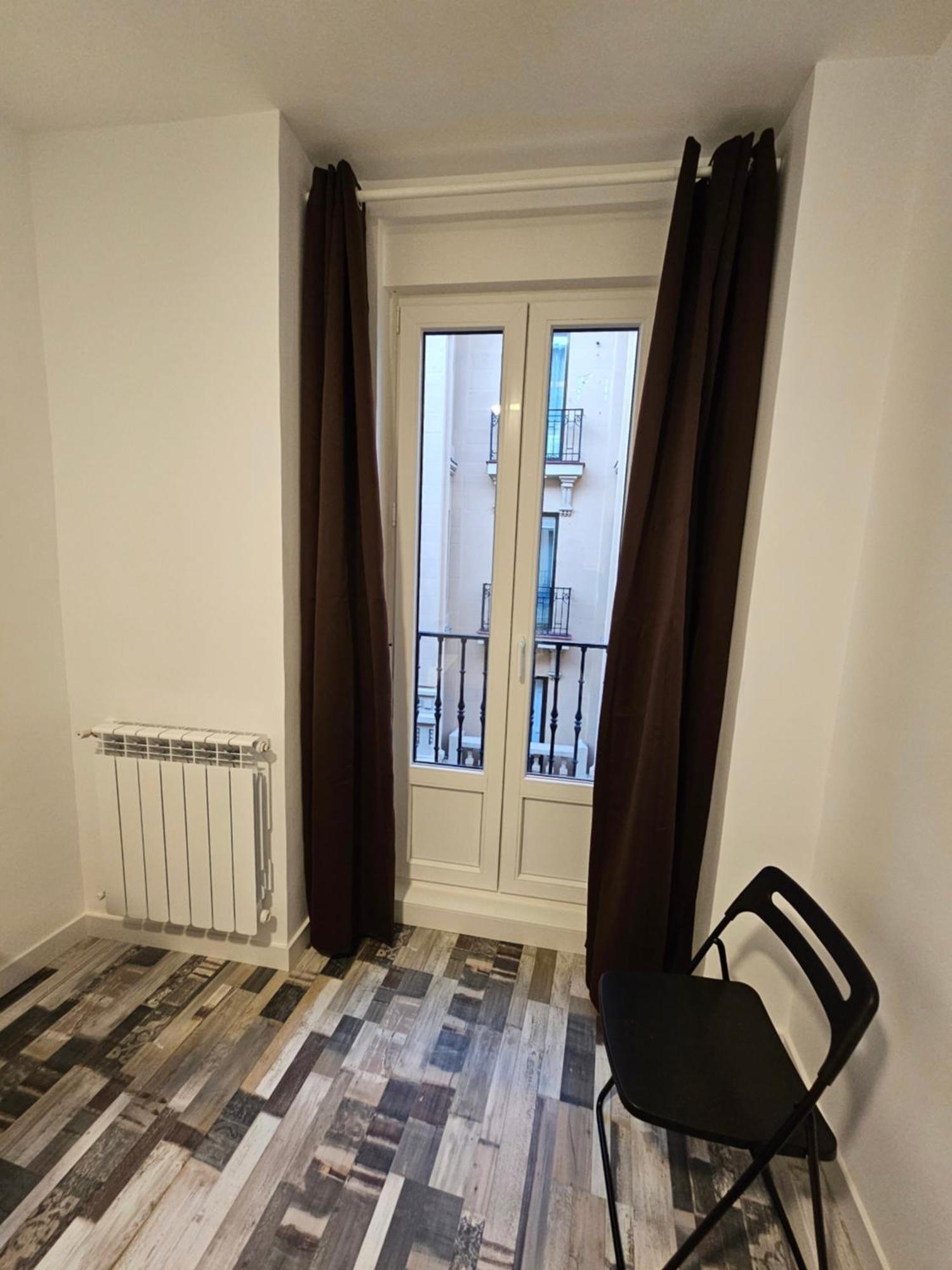 Hostal Andrea Granvia Madrid Exterior photo